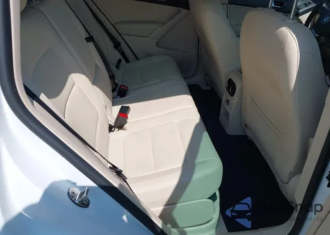 2016 Volkswagen Tiguan Se из США, поврежденный, VIN WVGBV7AX9GW529044